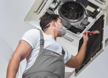 Спецодежда для специалистов по монтажу